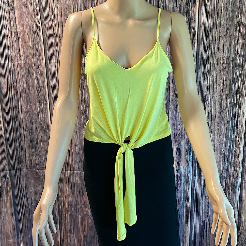 Nordstrom Lush bright sunny yellow size XS tie in front summer vacation